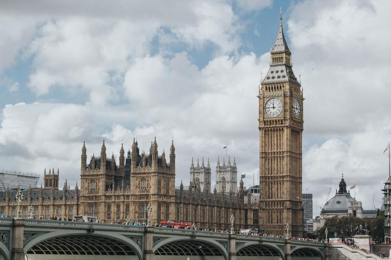 The Palace of Westminster and Big Ben, with Westminster bridge in front of them