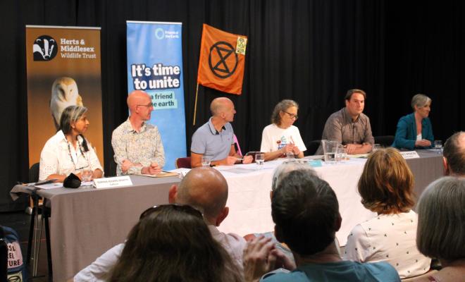 120 people attended a hustings organised by St Albans Friends of the Earth, and a recording was broadcast on local radio.